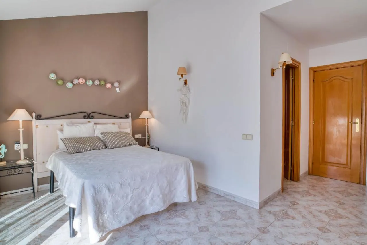 Casa Acollidora: Beachside Comfort for 8 near Platja d'Aro Center Spain