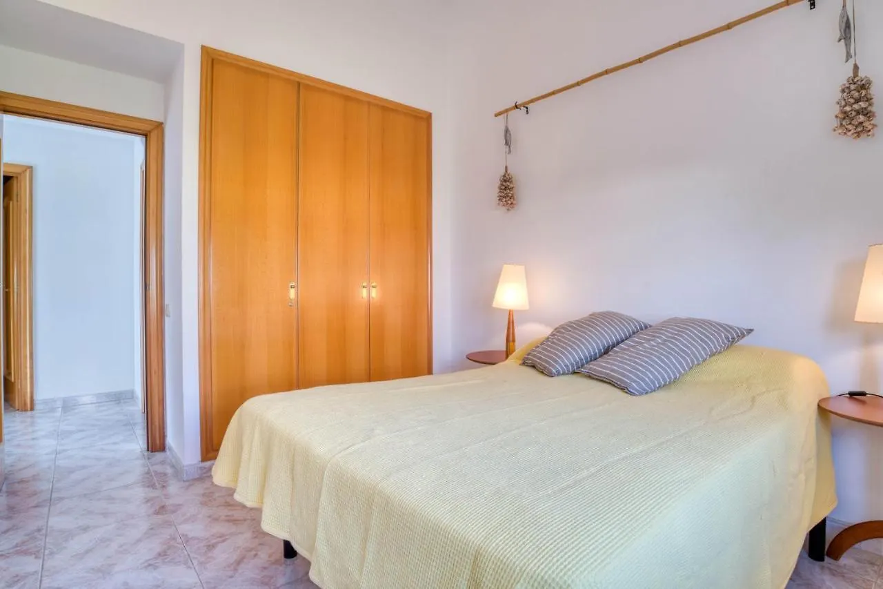 Villa Casa Acollidora: Beachside Comfort for 8 near Platja d'Aro Center